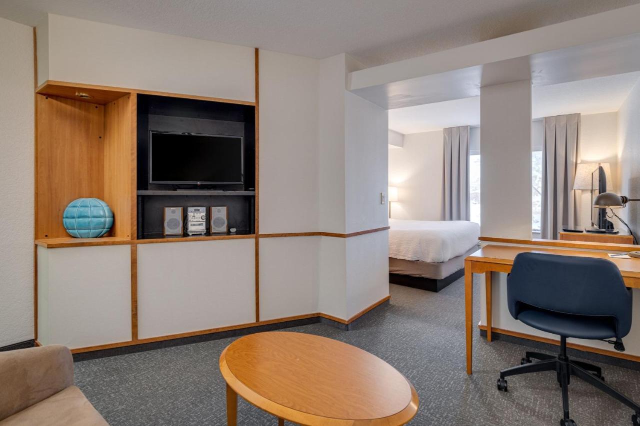 Fairfield & By Marriott Hotel 3*